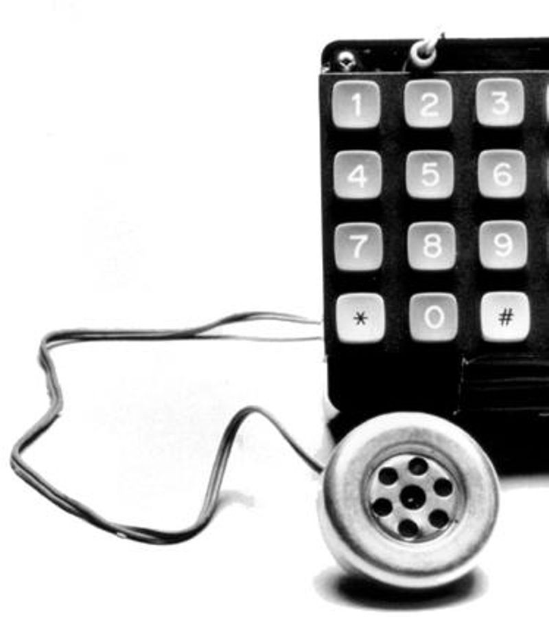 Wozniak and Jobs Blue Box, ca. 1972.
The Blue Box allowed electronics hobbyists to make free telephone calls.
CHM #X727.86